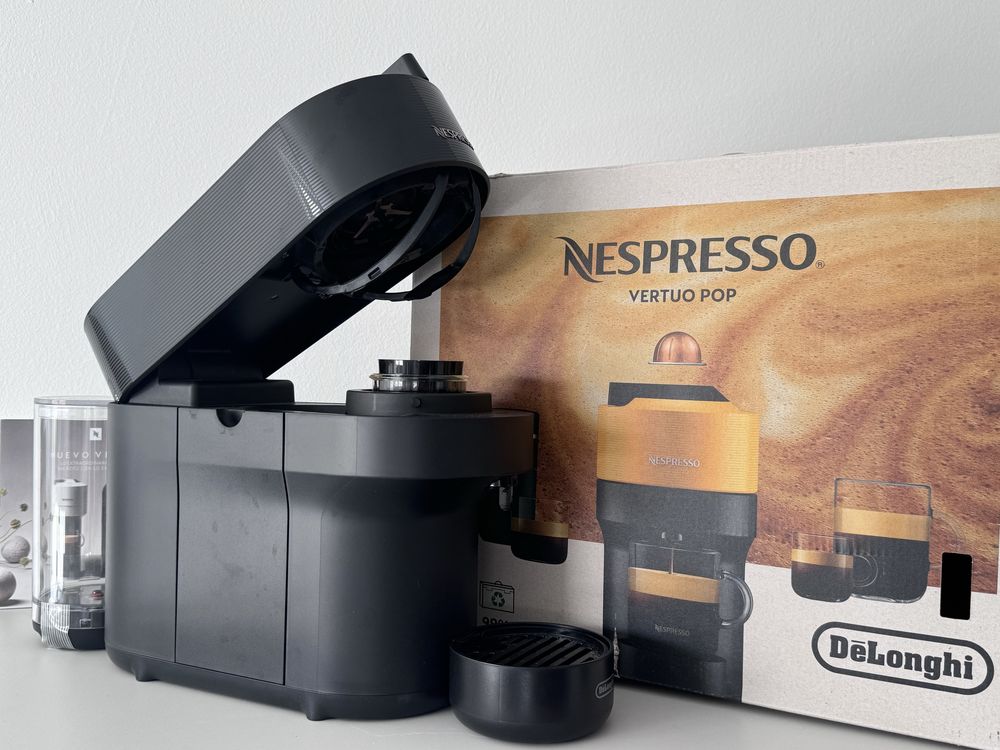 Капсульна кавоварка кавомашина DeLonghi Nespresso Vertuo Pop ENV90.B