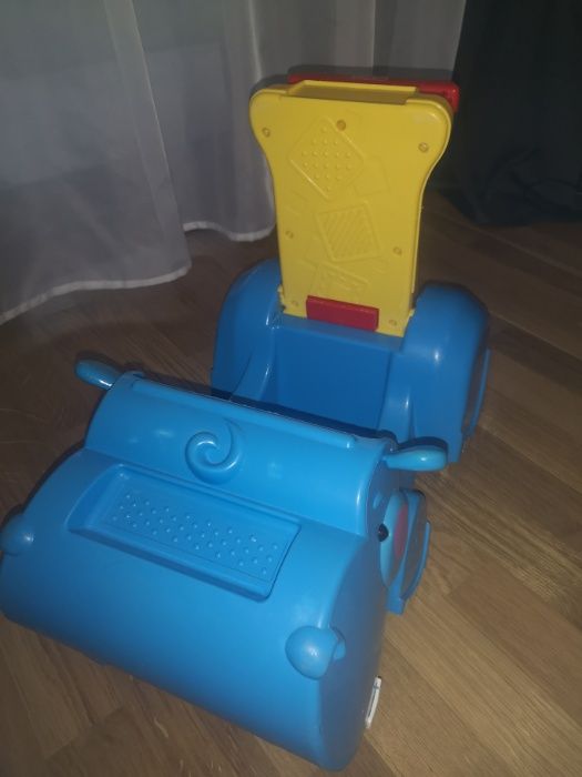 Jeździk chodzik pchacz Fisher Price hipopotam