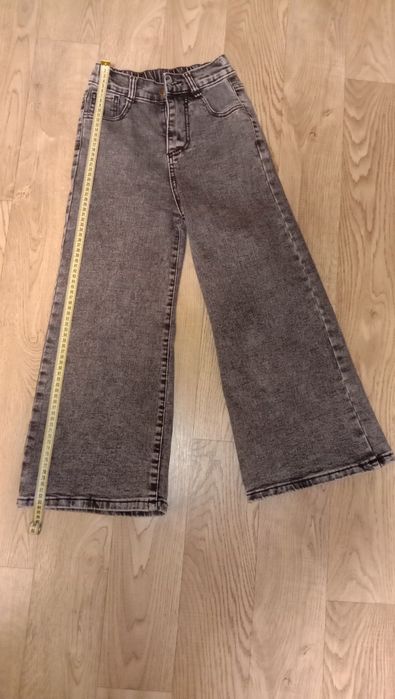 Джинси на дівчину зріст 134см