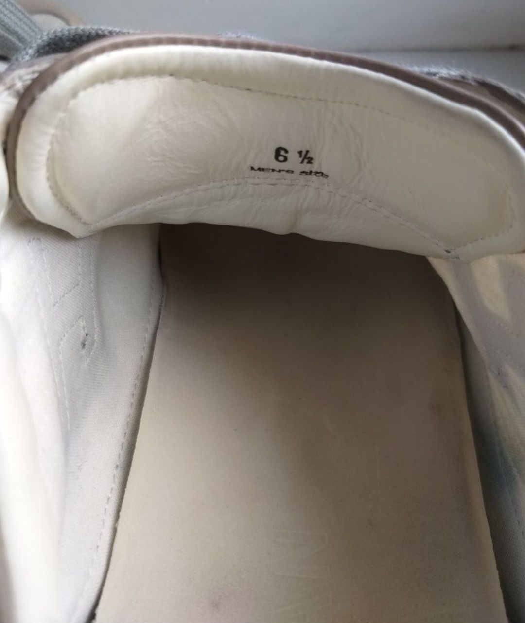 По-новому мужские кроссовки HOGAN оригинал 39.5p.