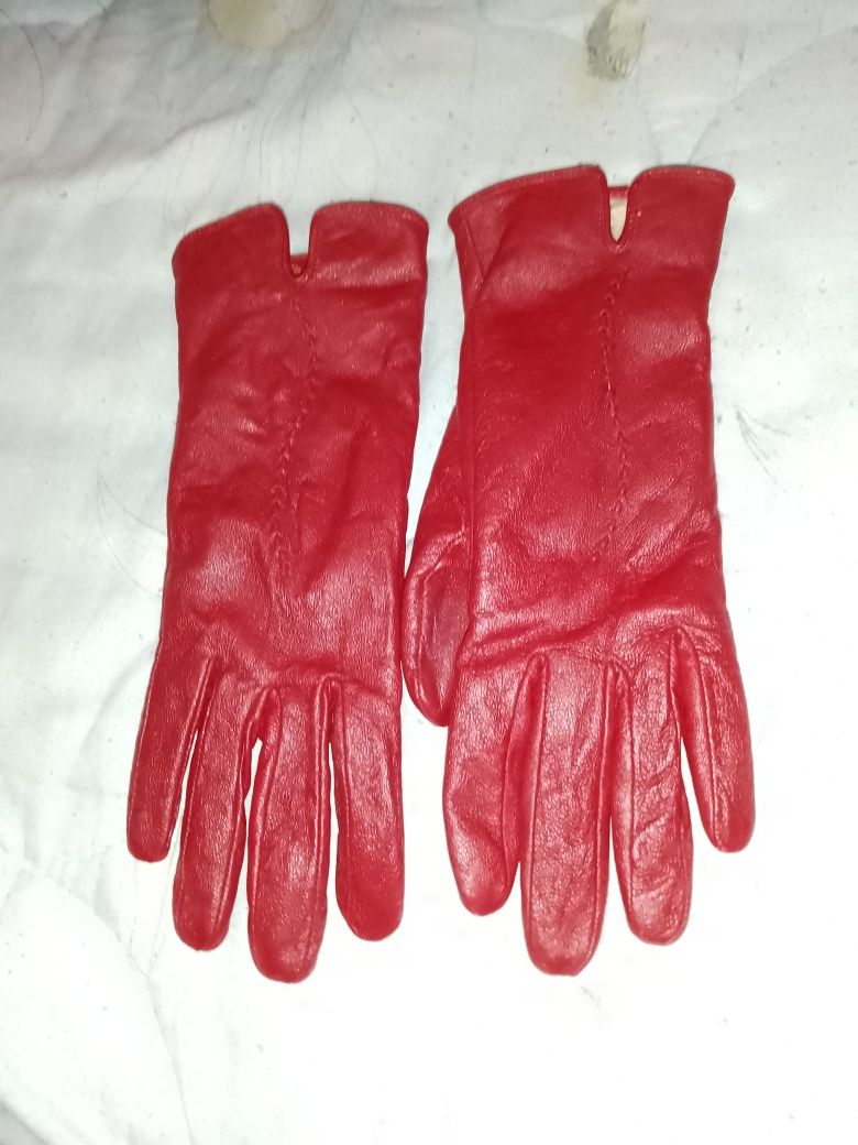 Продам жіночі шкіряні перчатки