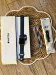Apple Watch SE (2 Gen) 40 mm pasem M/L