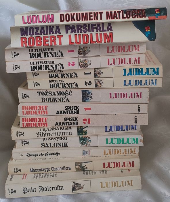 Robert Ludlum 11 tytułów