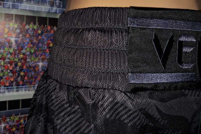 Venum Elite spodenki bokserskie camo/black size: XL