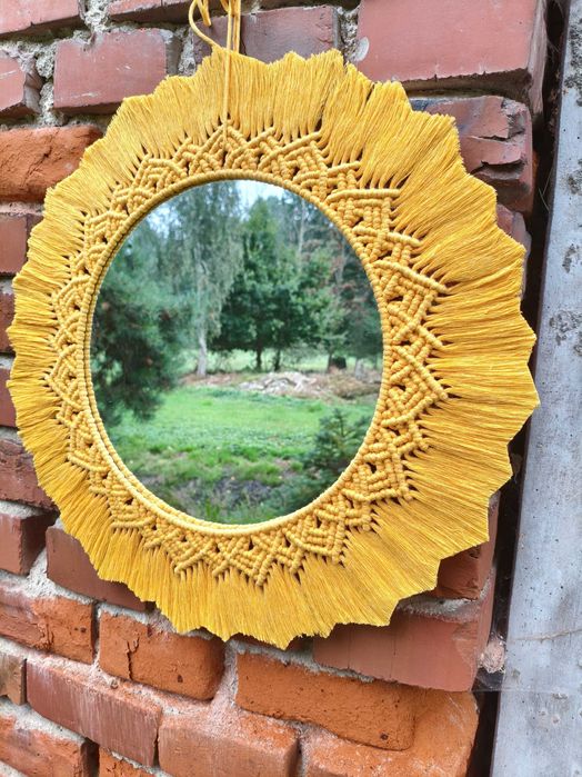 Duże makramowe lustro w stylu Boho