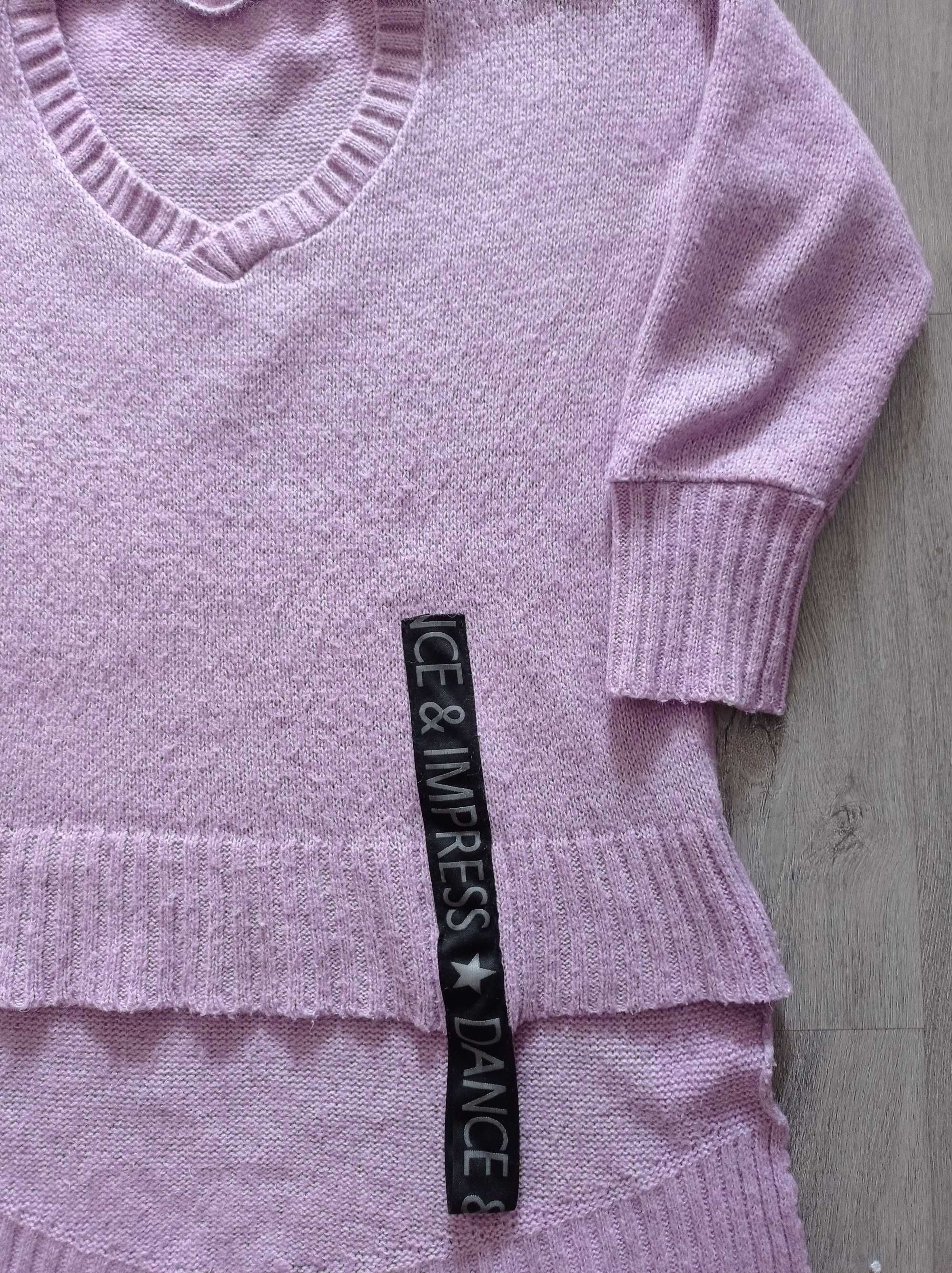 Sweter asymetryczny