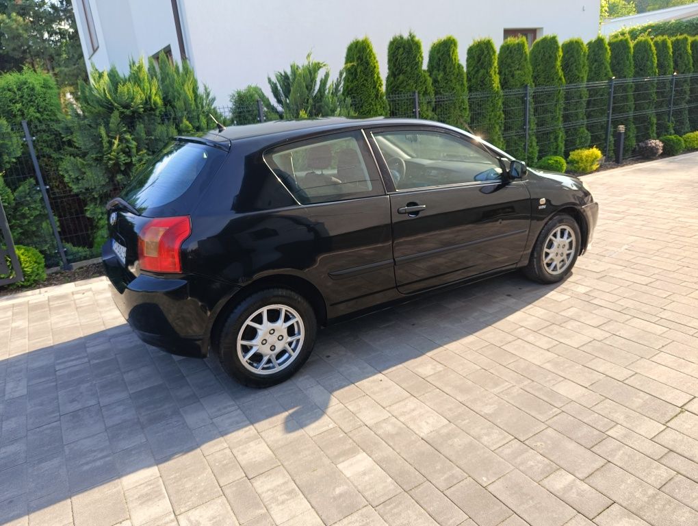 Toyota Corolla 1.6b