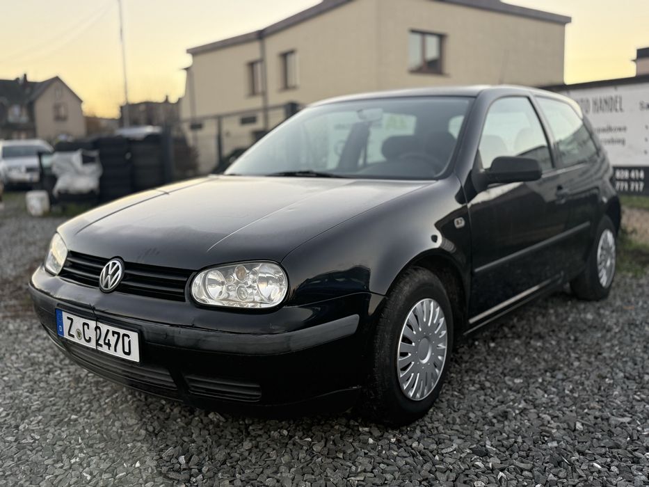 car4you VOLKSWAGEN GOLF 1.4 Benzyna 2001 Klimatyzacja 157600km