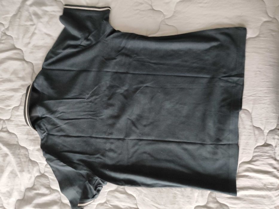 Camisola sem marca