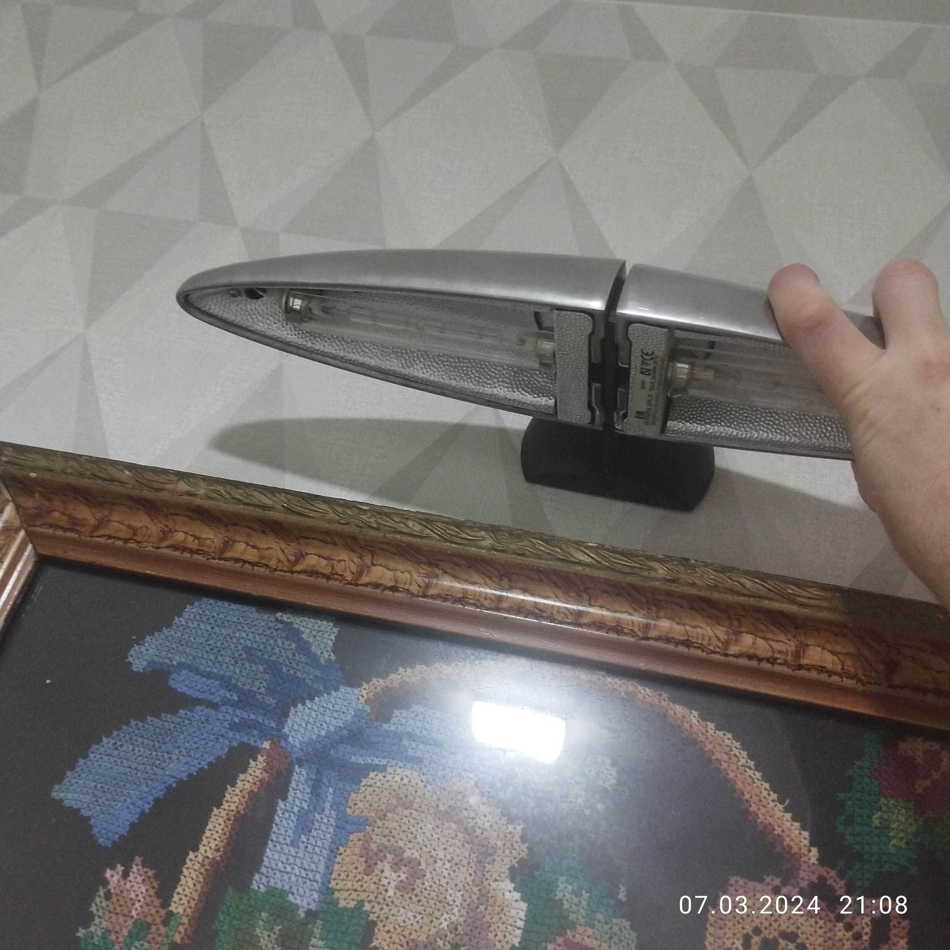 Підсвітка для картини вживане