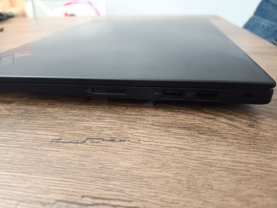 Lenovo ThinkPad X1 Extreme G4 – i7 11850H | RTX 3050 Ti | 64GB RAM | 1