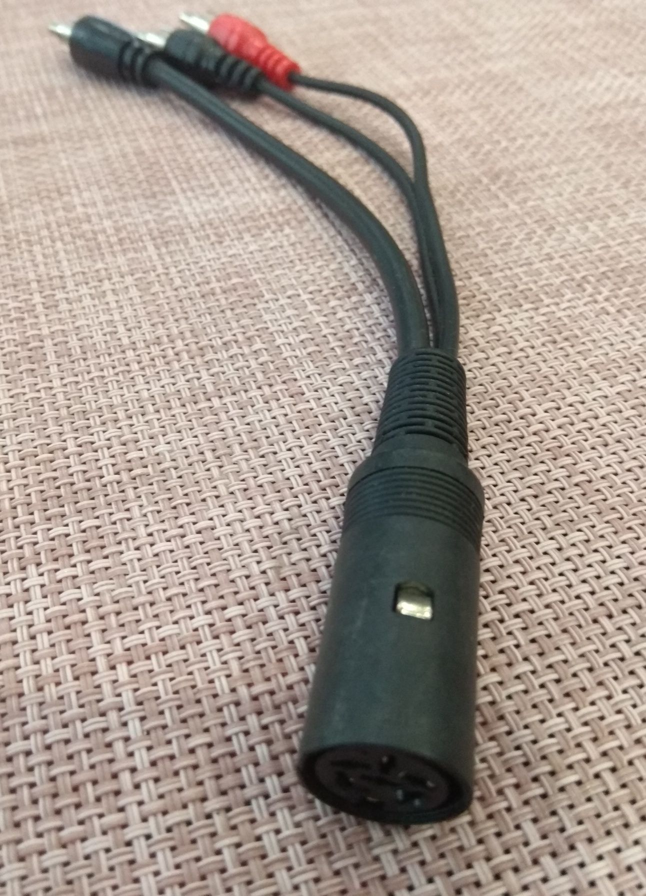 Кабель переходник 6 PIN DIN to 3 RCA