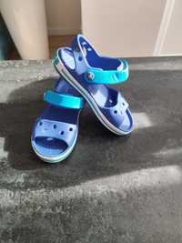 Crocs c 10 niebieskie