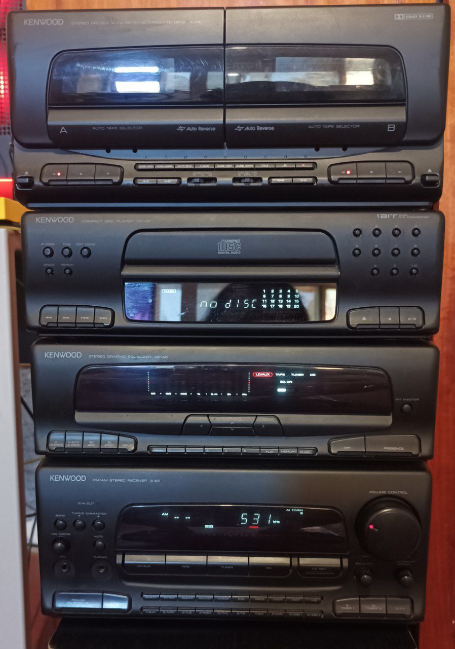 Усилитель Kenwood для колонок
