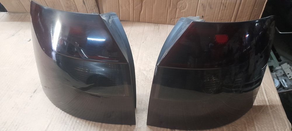 Farolins audi a4 b6 originais em bom estado