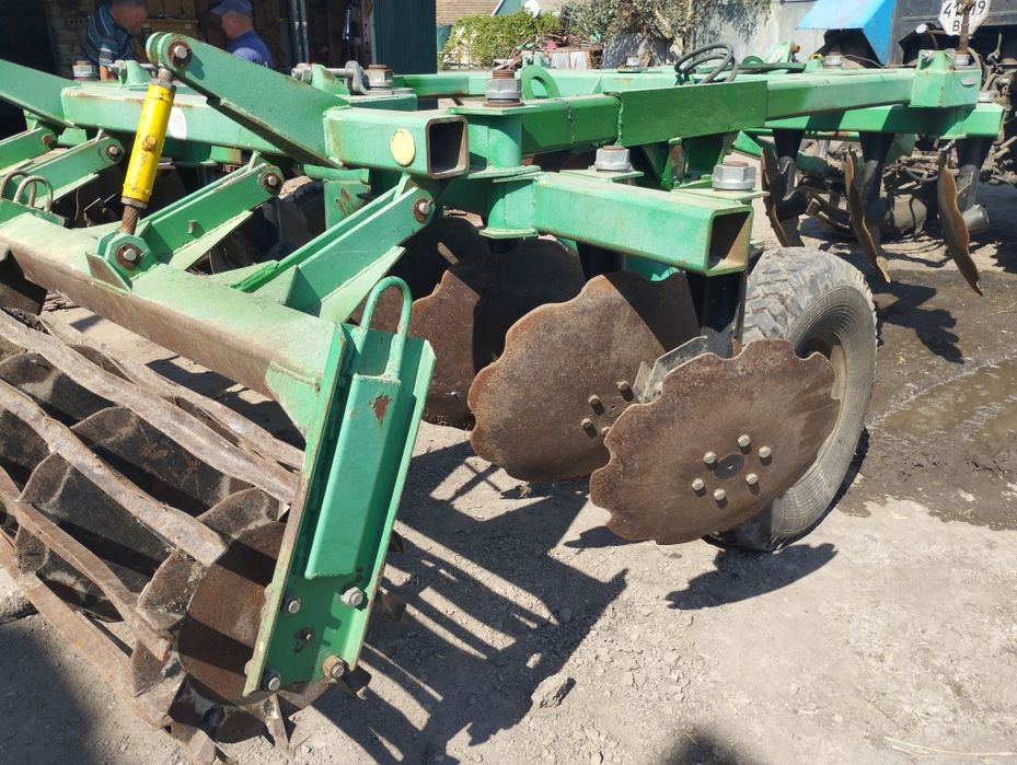 Продам дисковаю борану уда 2.4 2014 год