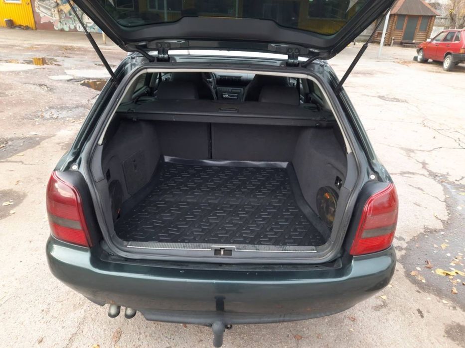Audi a4 avant 1.9 AFN 110л.с