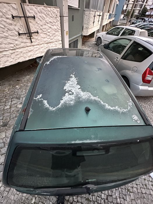 Carro antigo , mas valente. Motor funcionando direitinho.