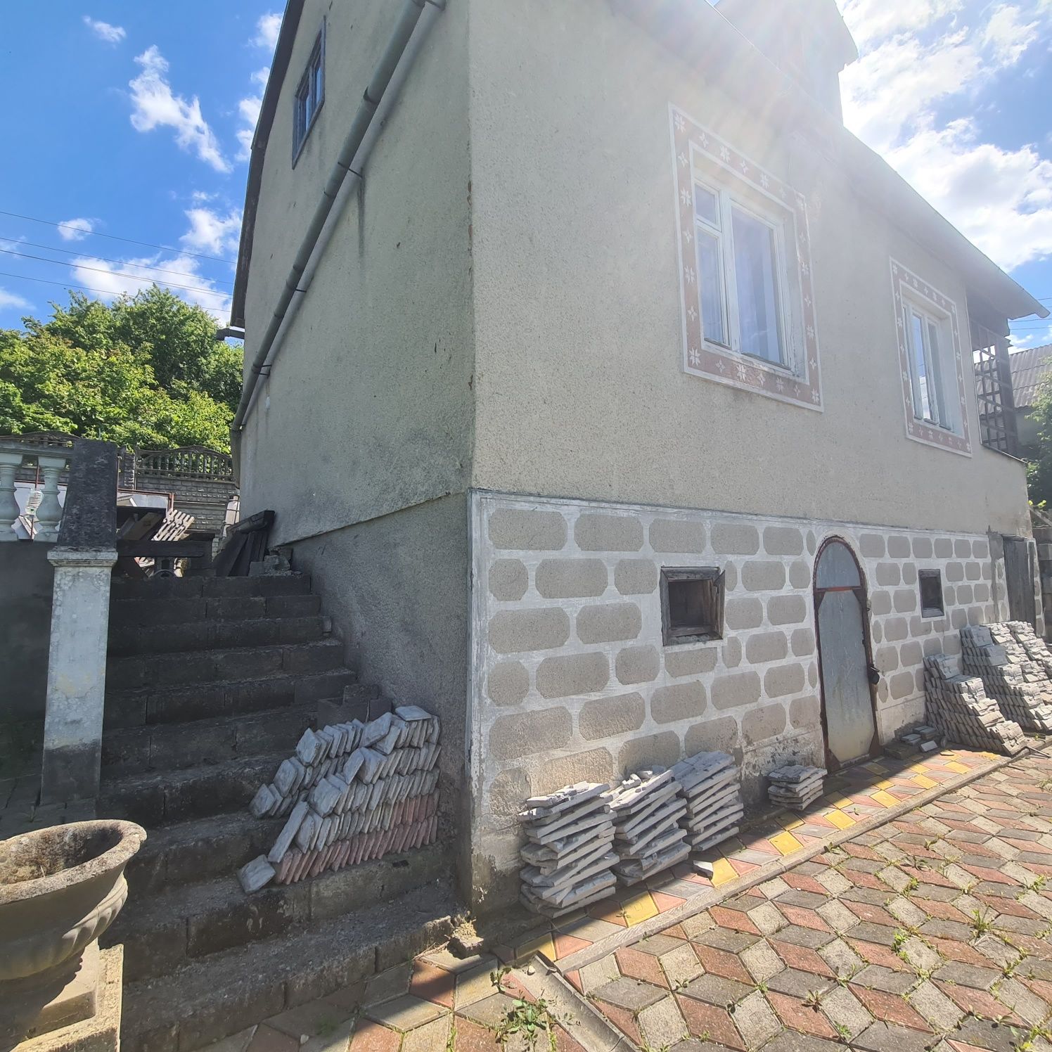 Продається дачний будинок в м.Берегове 1700м від Жайворонку