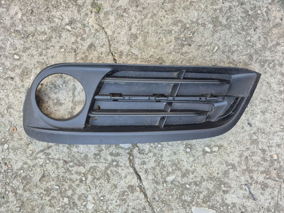 BMW F10 F11 Kratka atrapa zderzaka przód przedniego