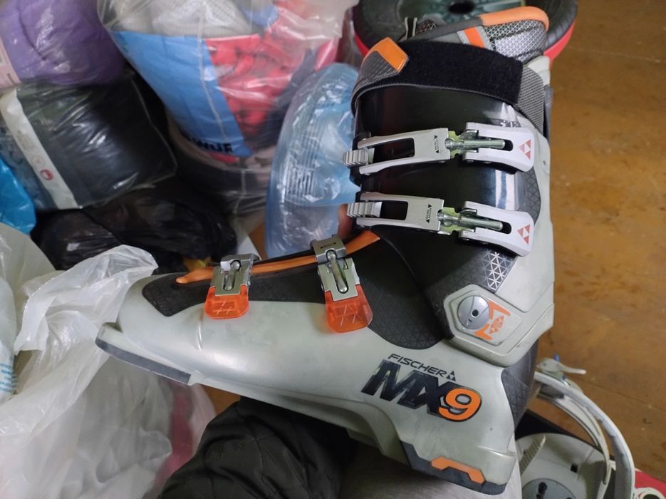 Snowboard  z butami r 29.5