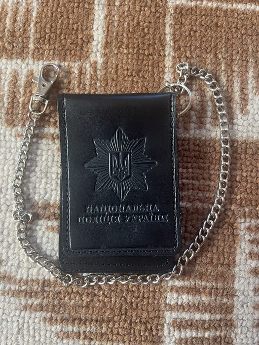 Обкладинка на посвідчення Національної поліції чорна