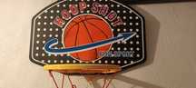 Tabela de basquetebol para crianças  com bola