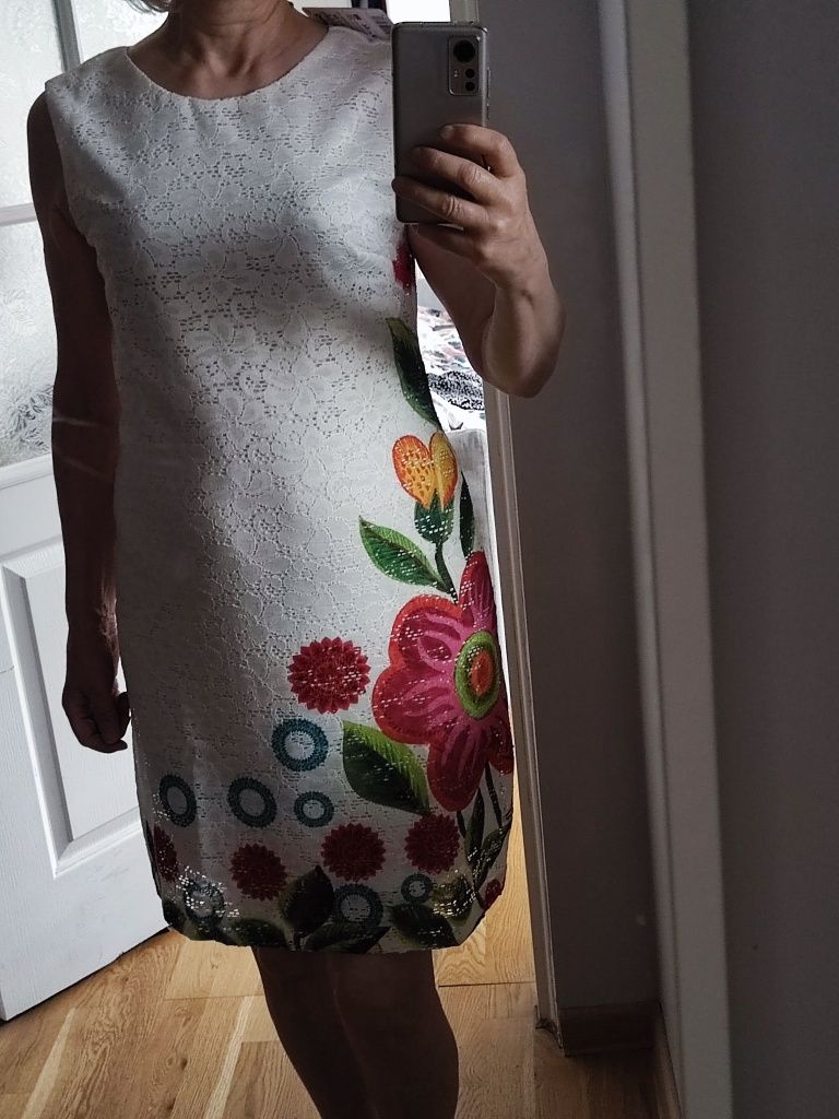 Sukienka marki Desigual