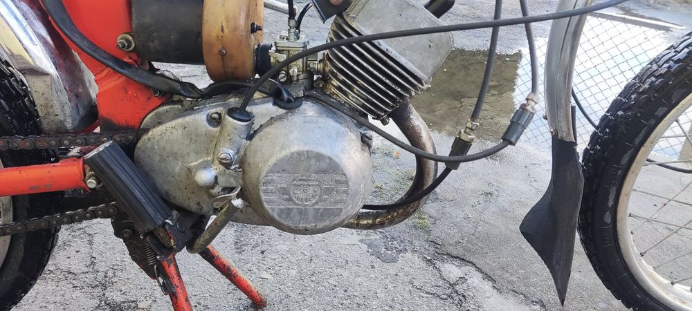 Мопед Карпати  в рідній фарбі