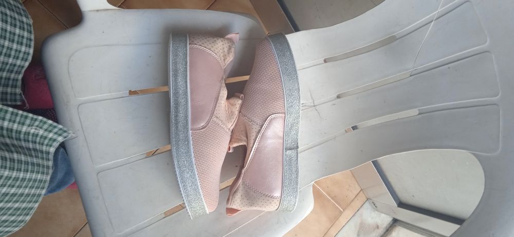 Sapatos desportivo senhora côr rosa