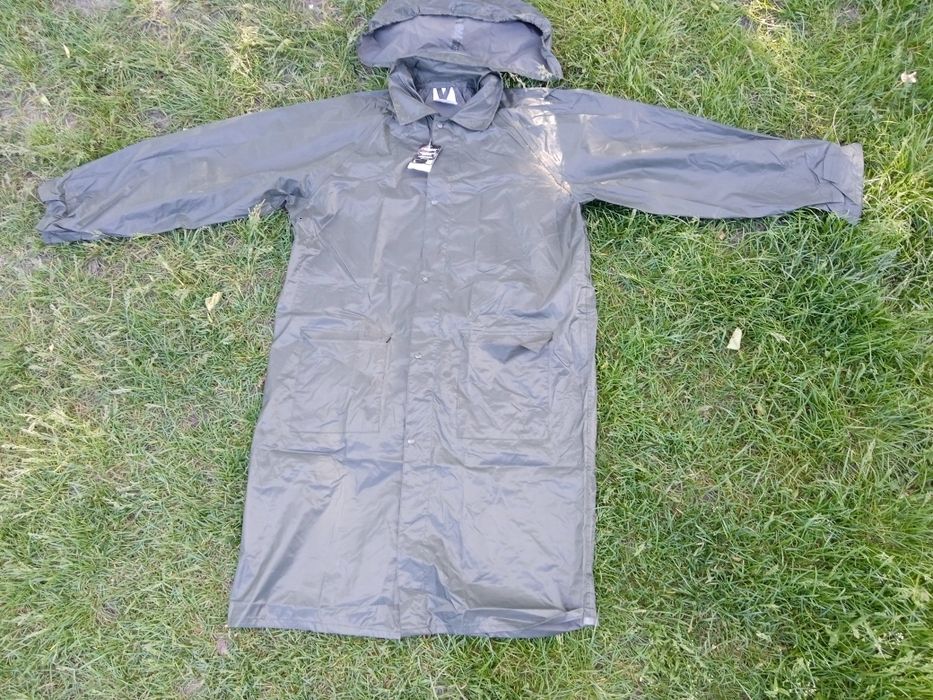 Дощовик,новий,327грн.