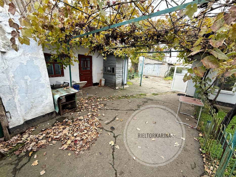 Епіцентру р-н/5 Інгульська вул. будинок 80м2. 10 соток землі