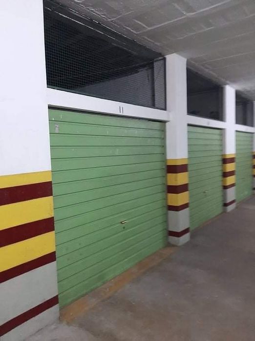 Garagem Fechada (Box ) 20 m2 - Na Quintã - Guimarães Centro
