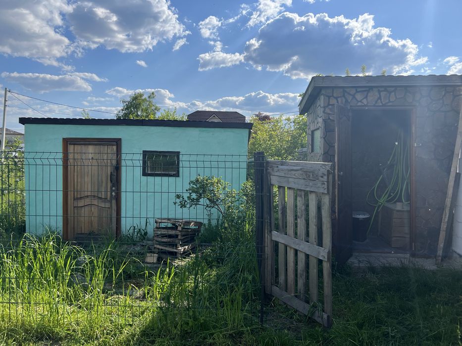 Продам добротний будинок недалеко від Києва