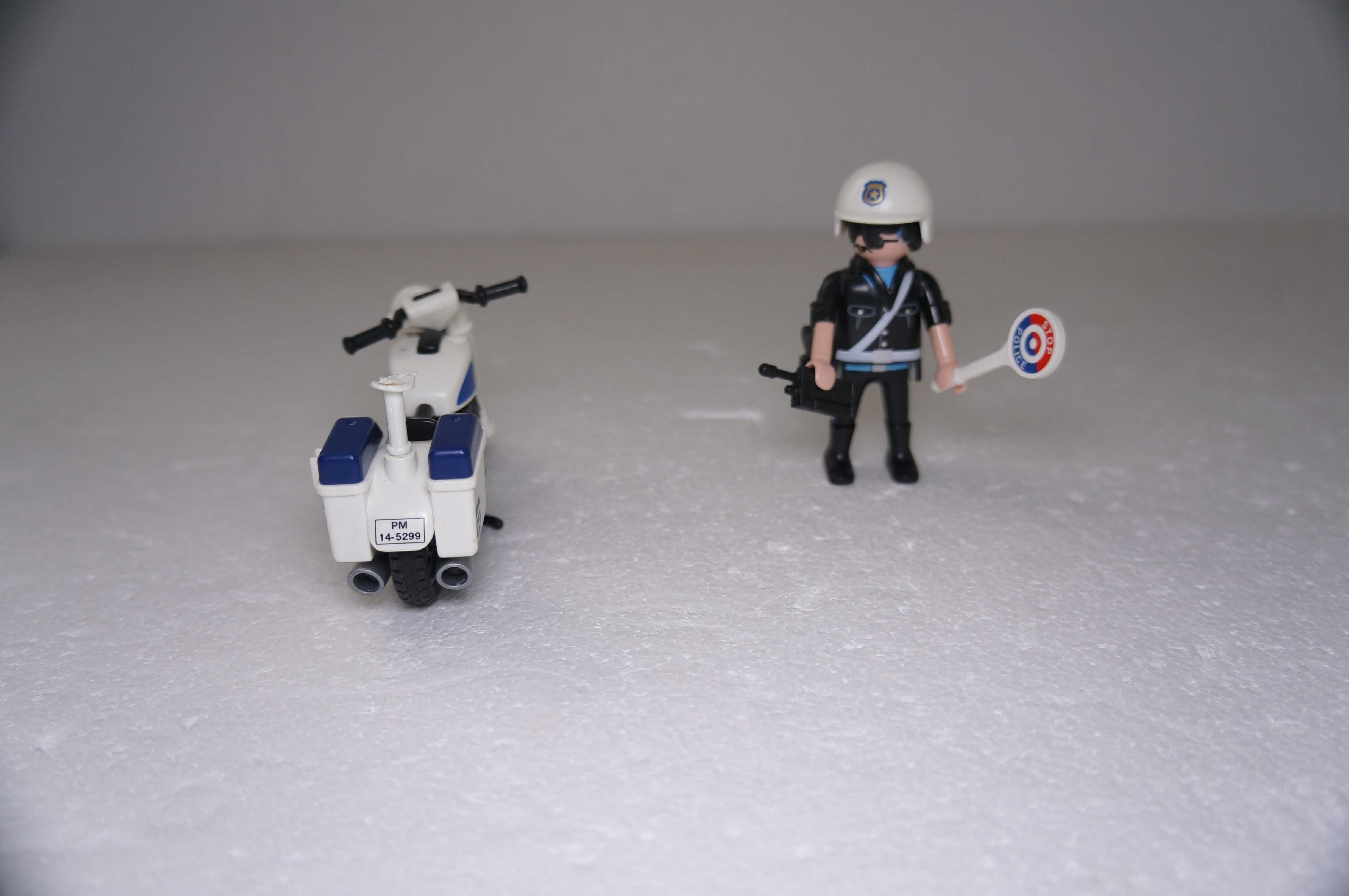 Playmobil 1012 Motor Policyjny Policjant  Playmobile