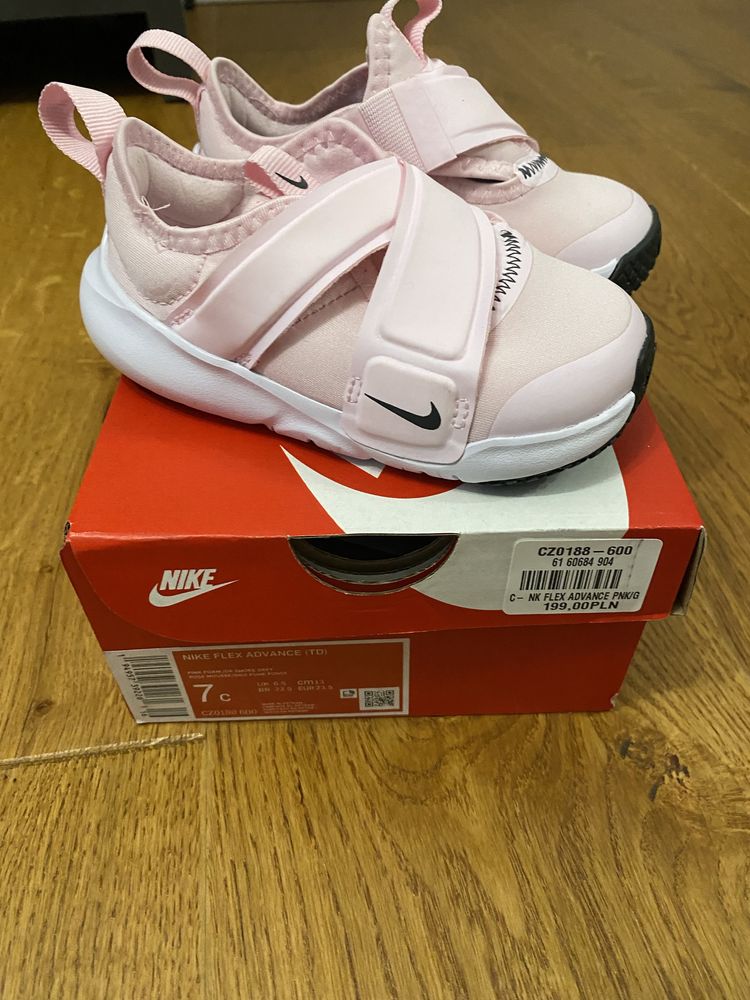 Buciki Nike Rozmiar 23,5 różowe buty Rozmiar 23