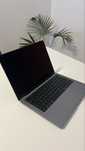 MacBook Pro 14” M1 Pro | 32GB RAM | 1TB SSD | Caixa e Carregador