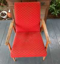 Fotel czerwony PRL