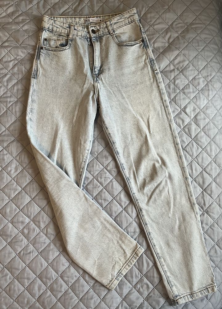 Джинси жіночі прямі Zara