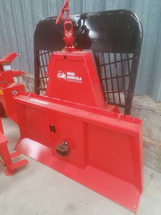 Guincho florestal de 10 toneladas NOVO com 1.70 m lamina