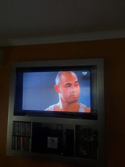 Tv Samsung. Está como nova.