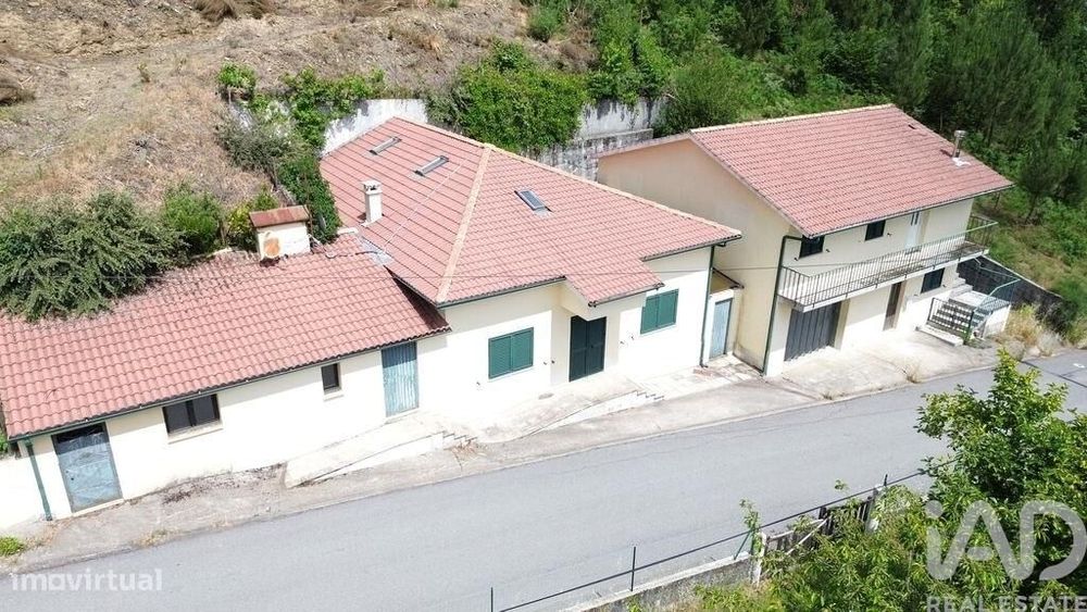 Casa / Villa T3 em Campeã de 399,00 m2