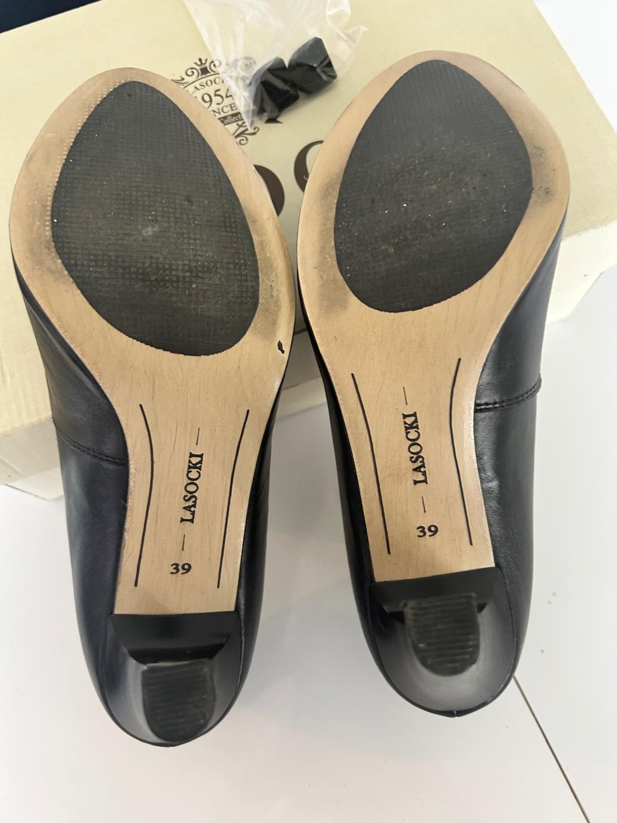 Czarne czółenka buty na obcasie Lasocki rozm 39