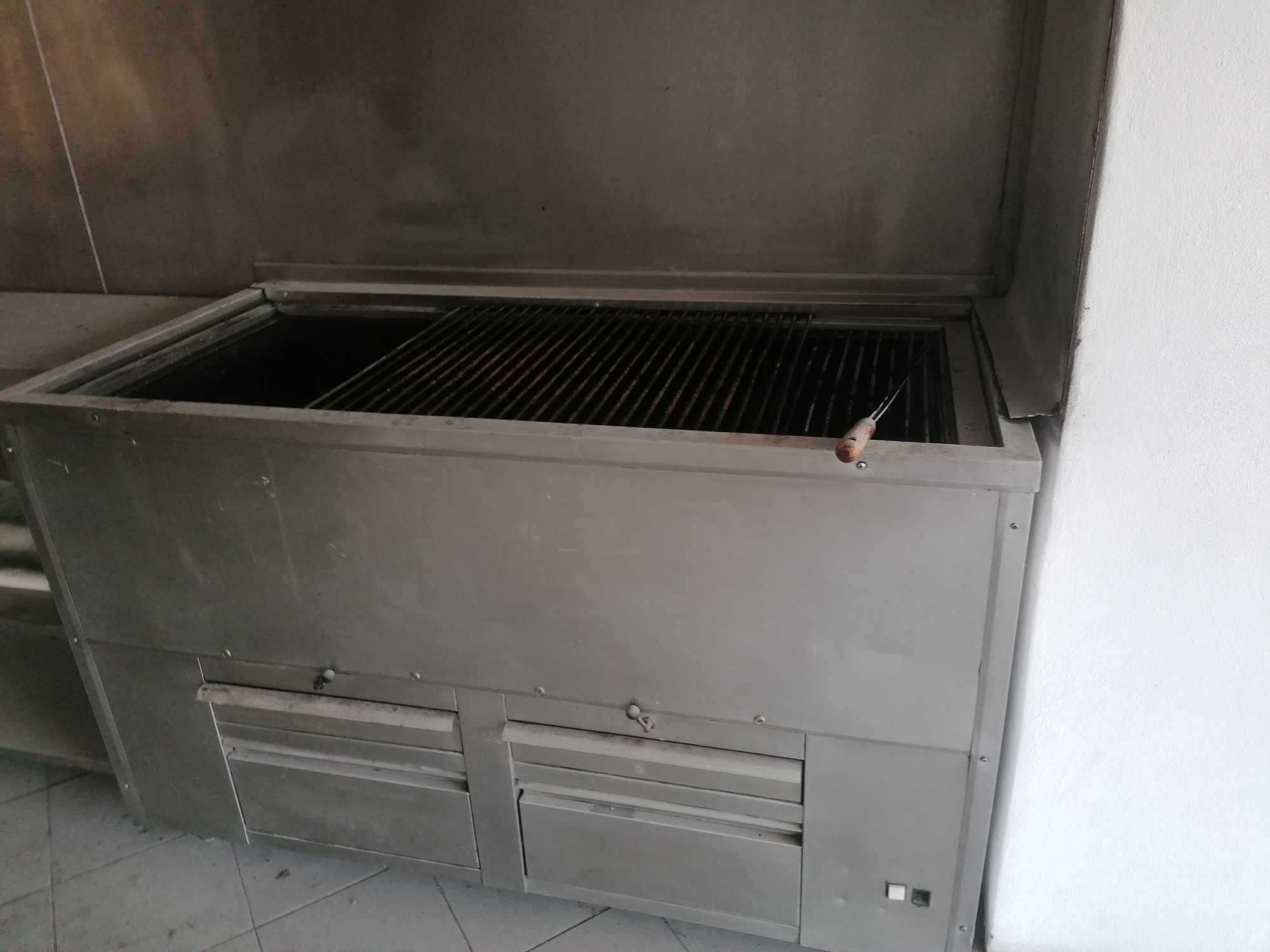 Movel inox para churrasqueira