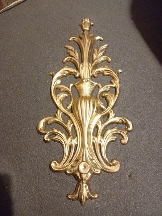 Латунний декори.