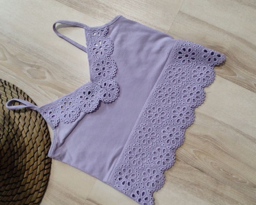Fioletowy liliowy crop top z haftem koronką 36 S Primark