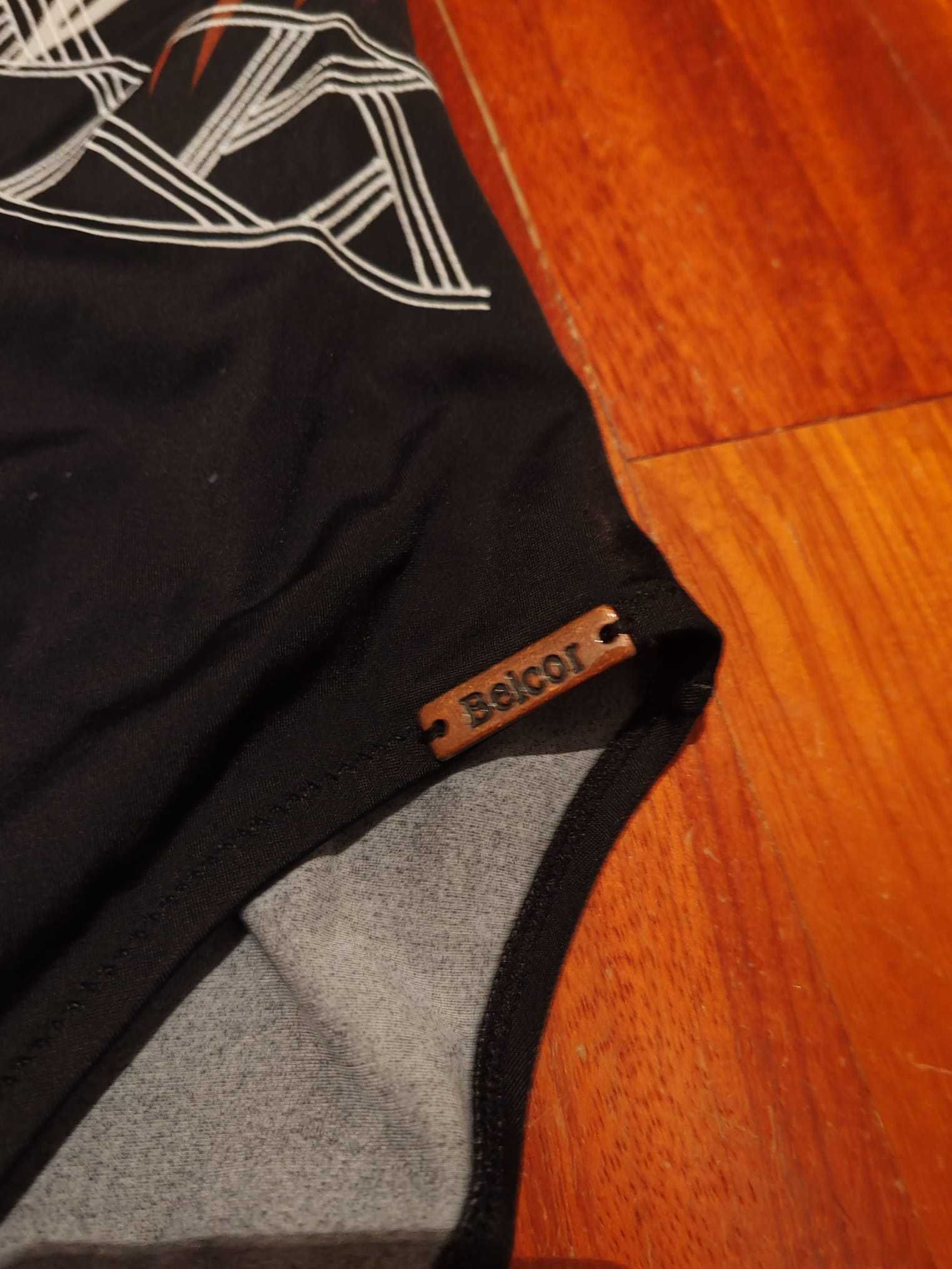 Fato de banho da marca Belcor. Como novo