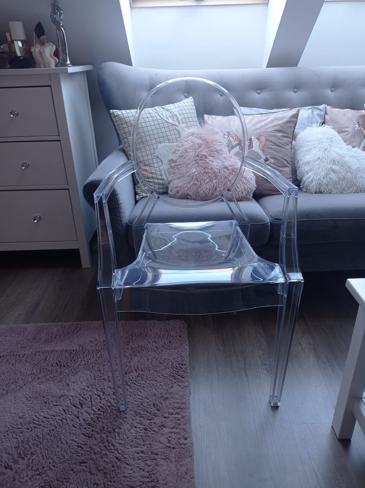 Krzesło Royal inspirowane Louis Ghost transparentne