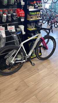 Gravel Orbea Terra carbon roz. S.    Sram axs, Garbaruk, Evanlite