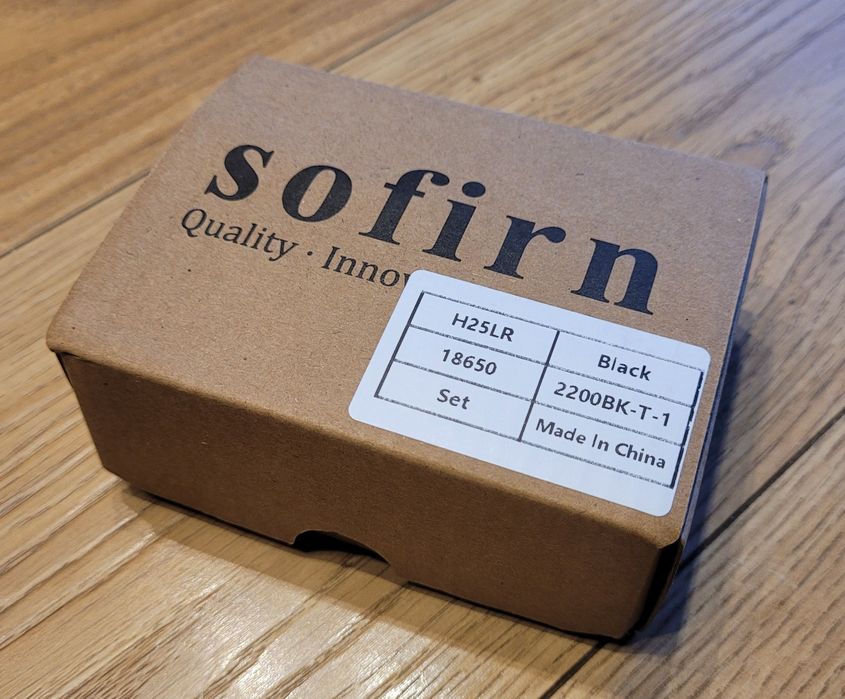 Latarka czołowa Sofirn H25LR + 2 ogniwa 18650